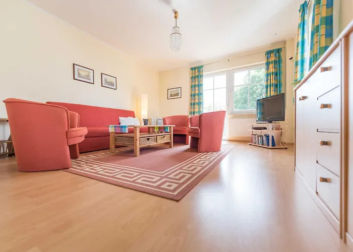 Holiday home Kastanienblick By Rujana *